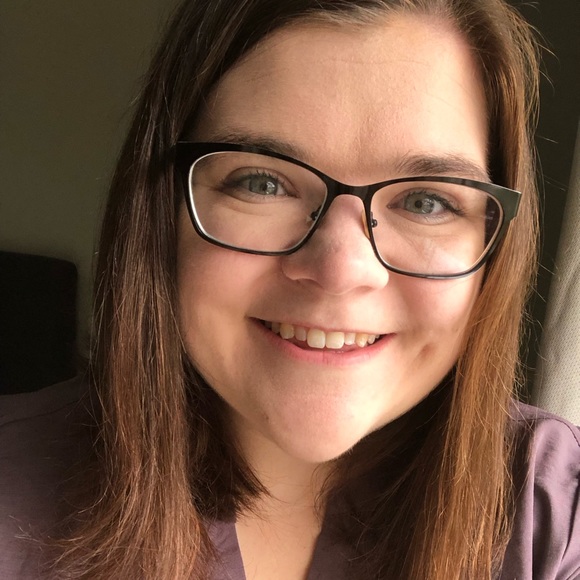 Meet your Posher, Allison - Picture 1 of 1